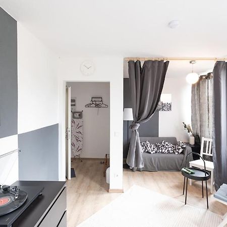 - Nice New York Apartment In The Heart Of Duisburg - Betten & Sofa - 5 Mins Central Station Hbf - Big Tv & Wifi - Exteriér fotografie